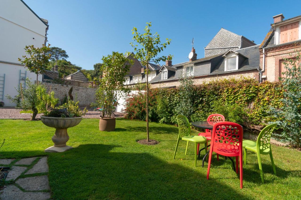 Gite La Perissoire - Place De Parking Incluse Etretat Exterior photo