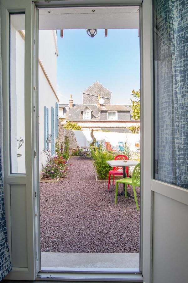 Gite La Perissoire - Place De Parking Incluse Etretat Exterior photo